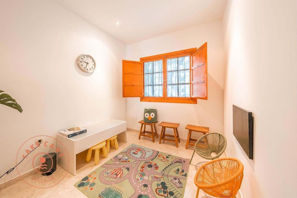 Spacious Home With Lovely Garden - Tcm 林孔-德拉维多利亚 外观 照片