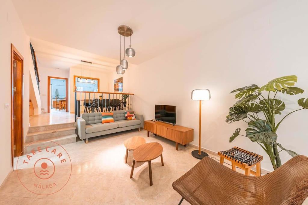 Spacious Home With Lovely Garden - Tcm 林孔-德拉维多利亚 外观 照片